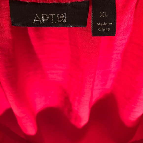 Red Blouse - Picture 3 of 3